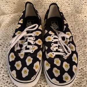 Vans Kendra Dandy sneakers, women’s size 9.